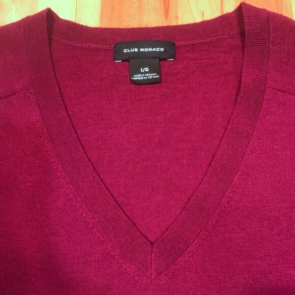 Club Monaco V-neck Wool Sweater Size L - Picture 6 of 9
